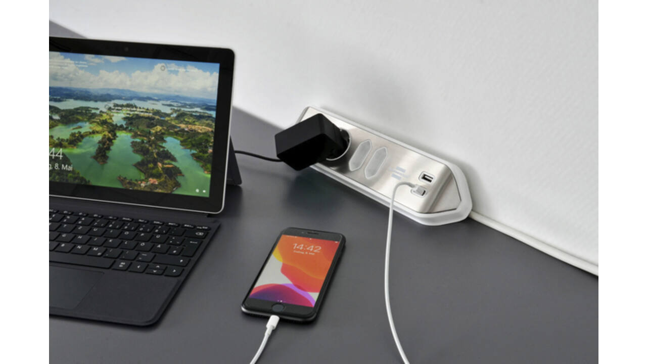 Stekkerdoos Brennenstuhl bureau Estilo 4 voudig inclusief 2 USB 2 meter wit/zilver