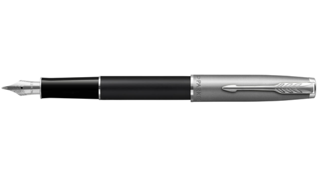 Vulpen Parker Sonnet Essential black lacquer CT medium