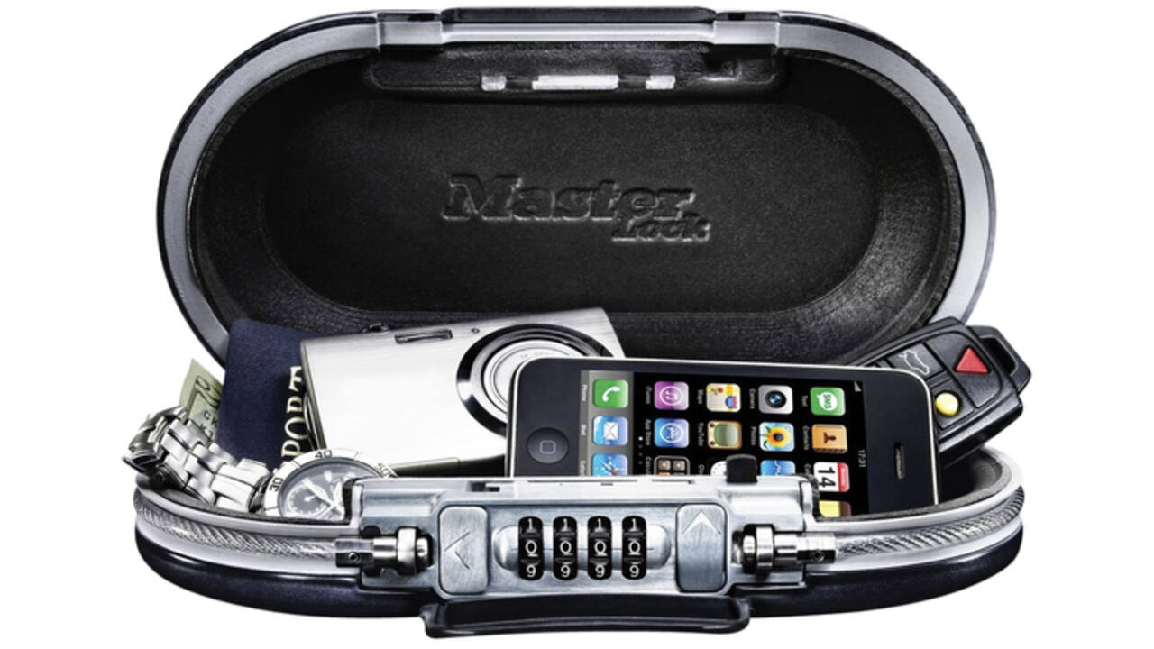 Draagbare kluis MasterLock Safe space met combinatieslot en kabel donkergrijs