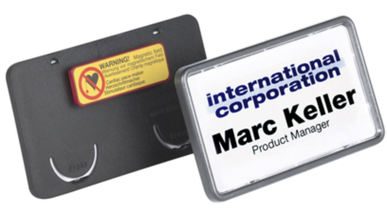 Badge Durable clip card met magneet 40x75mm zwart