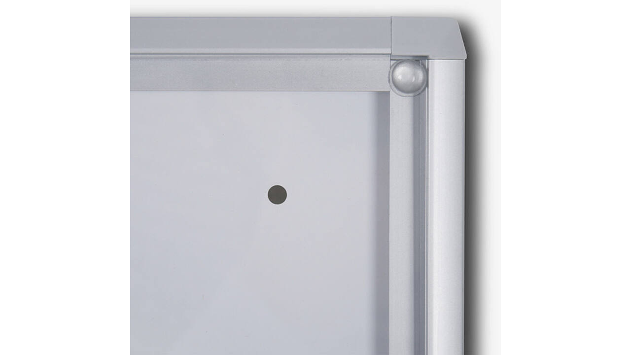 Vitrinebord Quantore voor binnen 9x A4 zilver