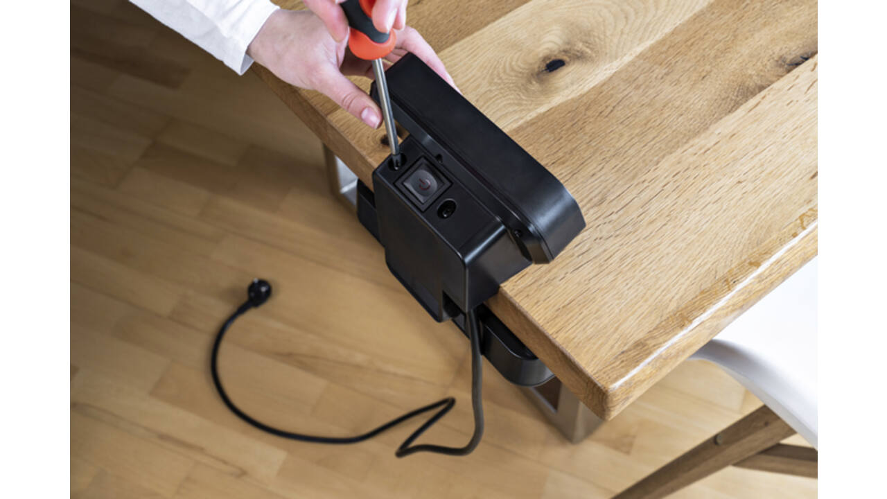 Stekkerdoos Brennenstuhl bureau Estilo 10 voudig inclusief 1 USB C, 1 USB A, 2 meter zilver/zwart