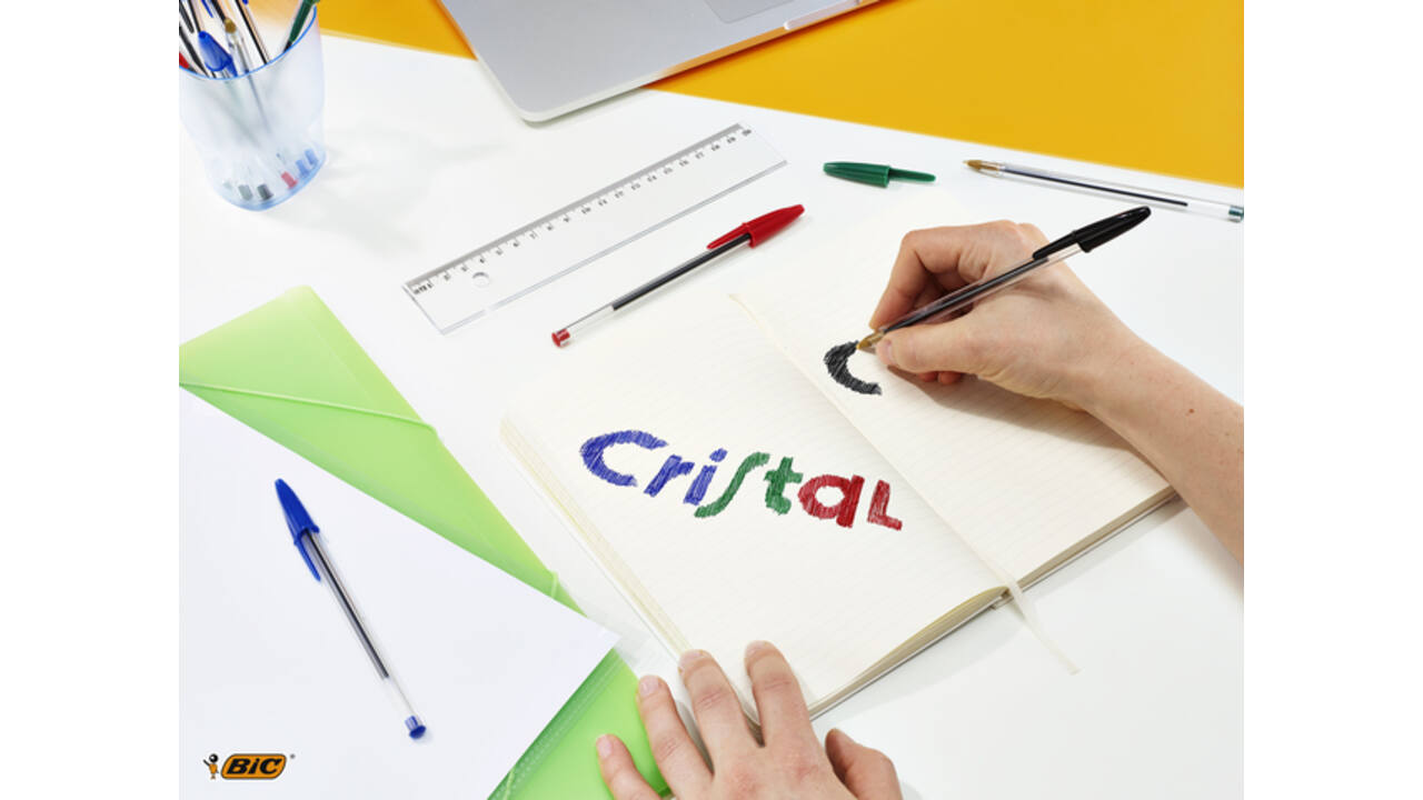 Balpen Bic Cristal medium zwart blister à 10 stuks