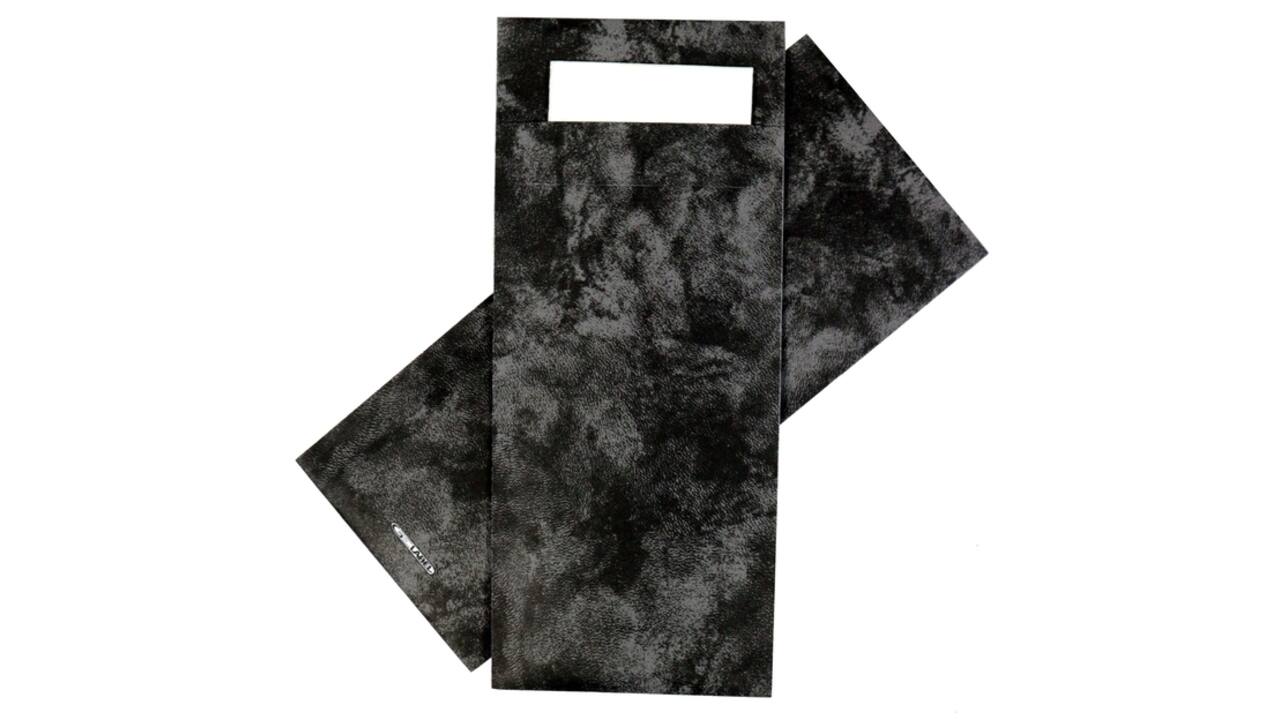 Bestekzakje IEZZY 190x85mm zwart gemarmerd met wit servet 500st