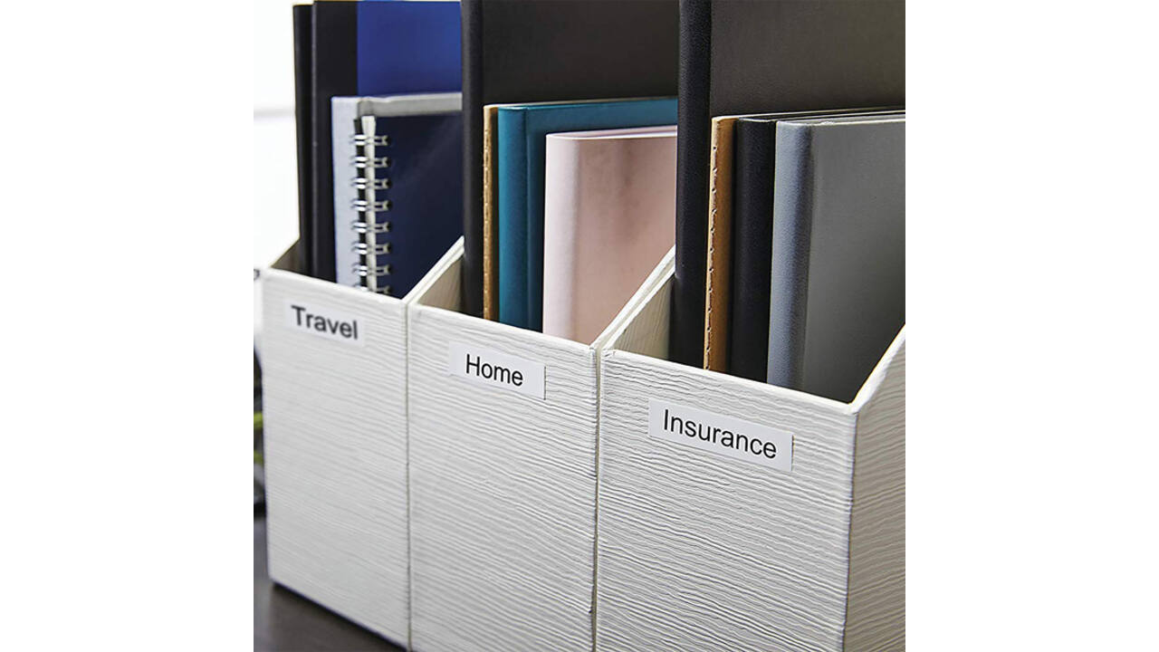 Labeltape Dymo LabelManager D1 polyester 9mm zwart op wit 10 stuks
