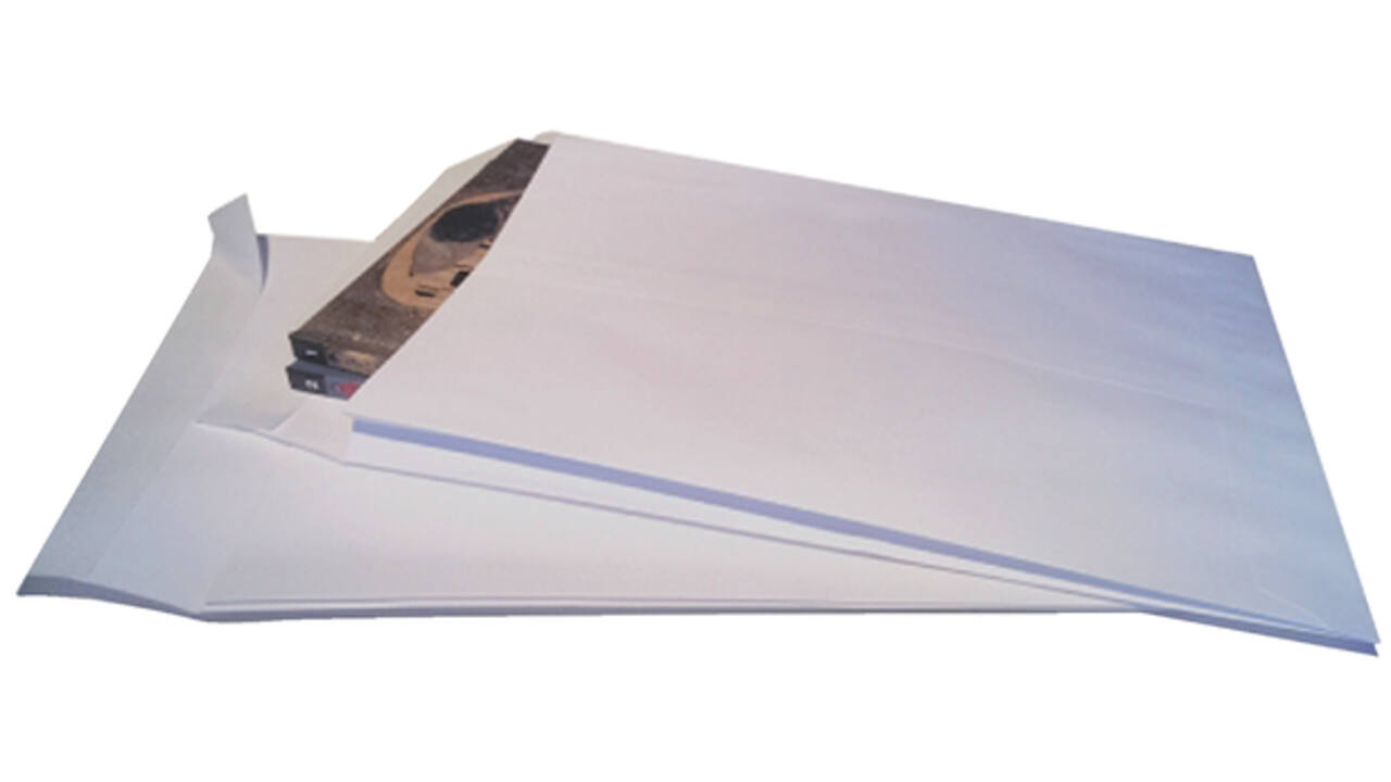 Envelop Quantore monsterzak 229x324x38mm zelfkl. wit 10stuks