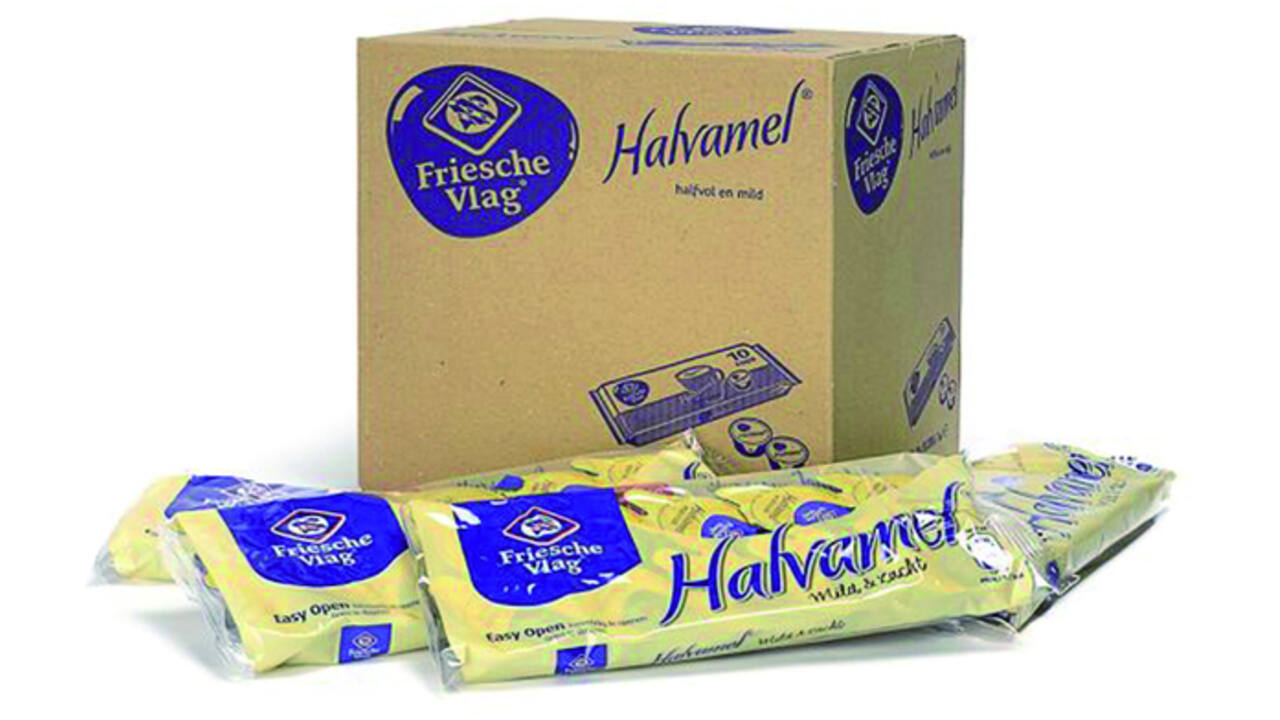 Koffiemelk Friesche vlag halvamel 7,5 gram 10 cups