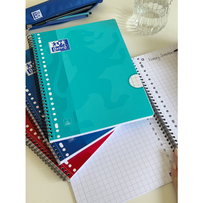 Collegeblok Oxford School A4 ruit 10x10mm 23-gaats 160 pagina's 80gr assorti