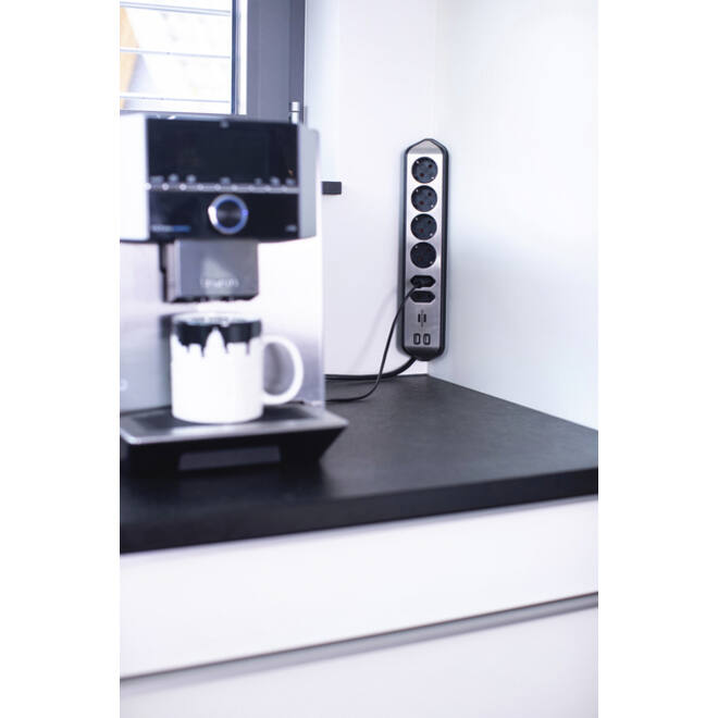 Stekkerdoos Brennenstuhl bureau Estilo 6 voudig inclusief 2 USB 2 meter zwart/zilver