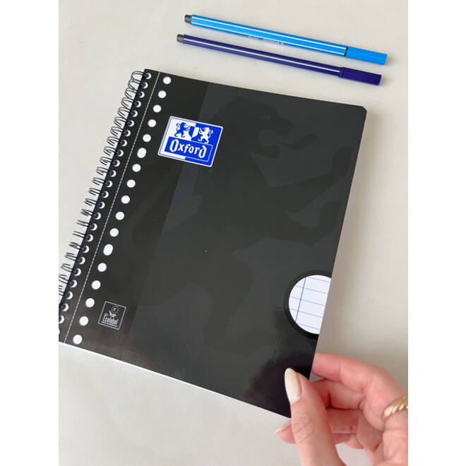 Collegeblok Oxford School A5+ lijn 17-gaats 160 pagina's 80gr zwart
