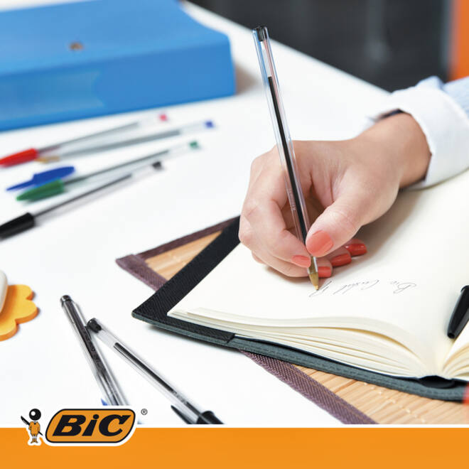 Balpen Bic Cristal medium zwart blister à 10 stuks