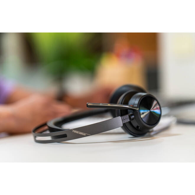 Headset HP POLY Voyager Focus 2 USB-C met oplaadstation