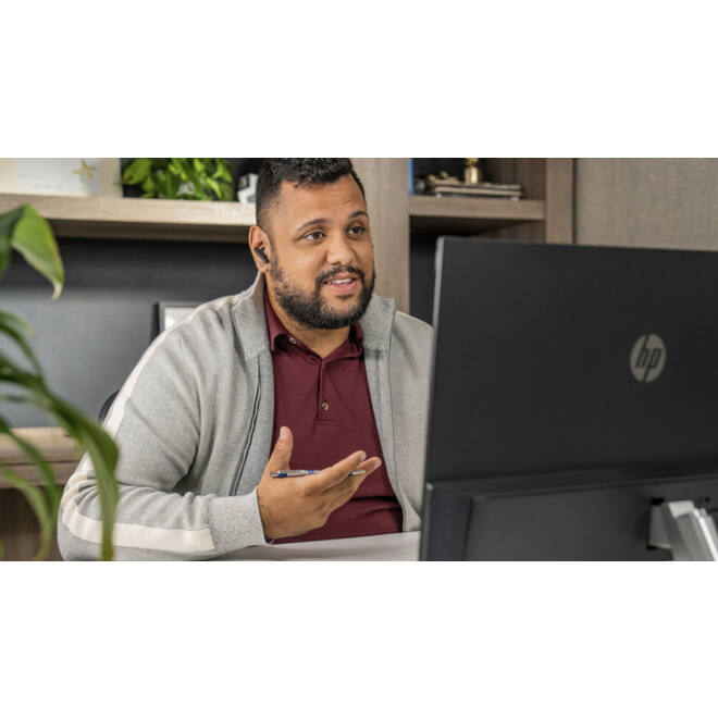 Earbuds HP POLY Voyager Free 60 UC M met BT700 USB-C-adapter en oplaadcase basis