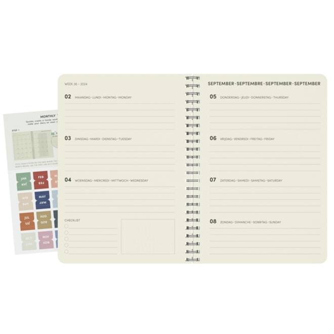 Schoolagenda 2024-2025 Lannoo QC Colour 18maanden 7dagen/2pagina's