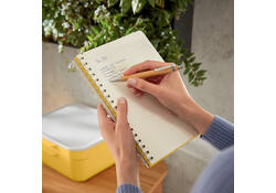 Notitieboek Leitz Cosy B5 160blz 100gr spiraal lijn geel
