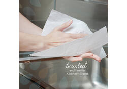 Handdoek Kleenex Ultra i-vouw 1-laags dispenserdoos 70vel wit 1126
