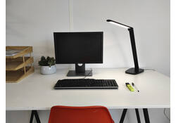 Bureaulamp Unilux Twistled led zwart