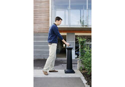 Asbak Rubbermaid Groundskeeper Tuscan vrijstaand zwart